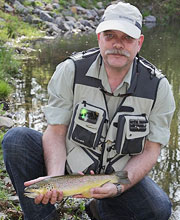 John Peters bei Flyfishing Europe, Fliegenbinden, Fliegenfischen